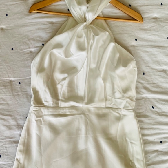 Ivory Halter Twist Dress — Lulu’s — NWOT - Picture 3 of 5